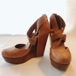 Lucky Brand Nana Wedge Pumps